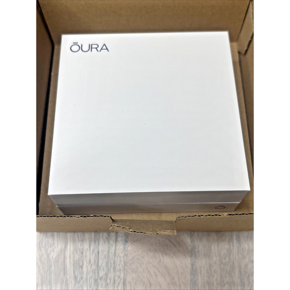 Oura Ring Gen 3 Silver Smart Activity & Sleep Tracker size 13 - Picture 7 of 7